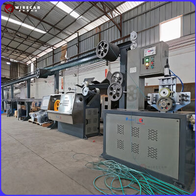 3층 공압출 라인을 사용한 PVC 건축용 전선 제조 공정